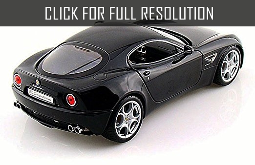 Alfa Romeo 8c Black