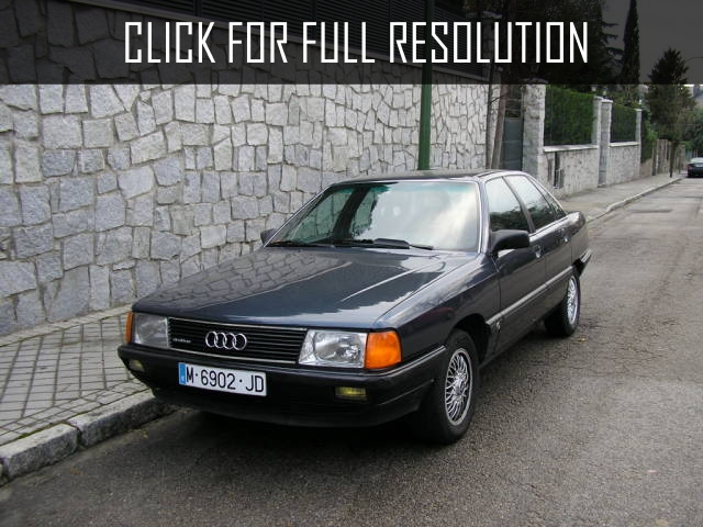 Audi 100 2.2