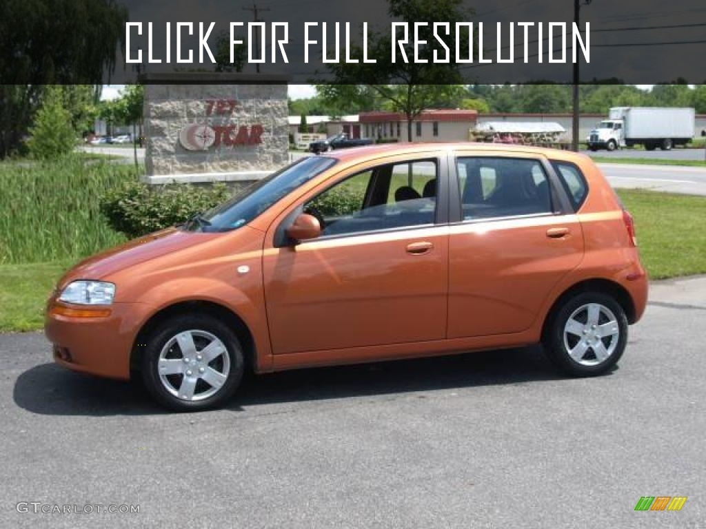 Chevrolet Aveo Orange