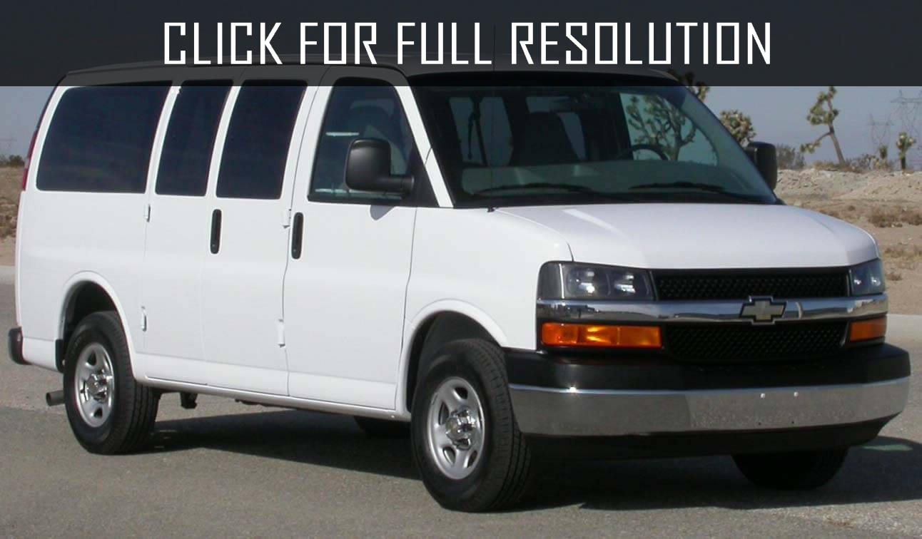 Chevrolet Express 12 Seater