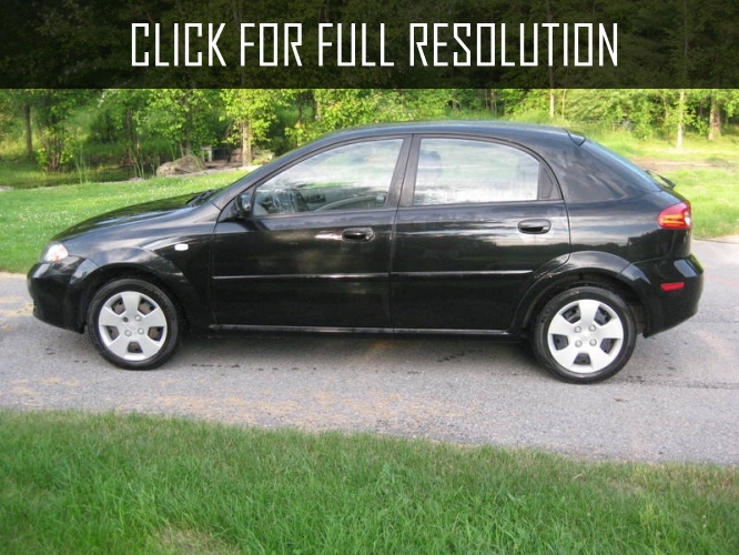 Chevrolet Optra Hatchback 2005