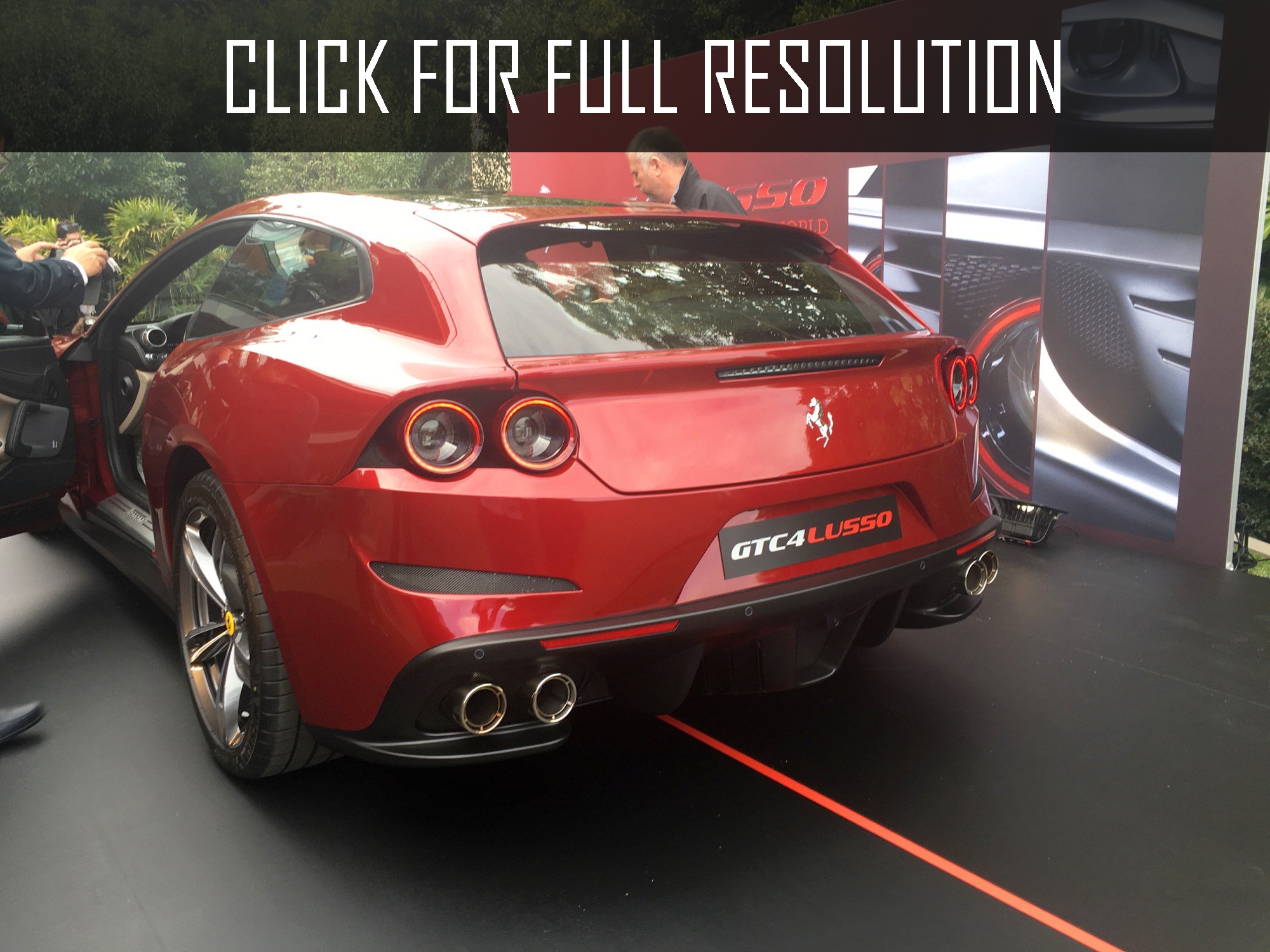 Ferrari Suv