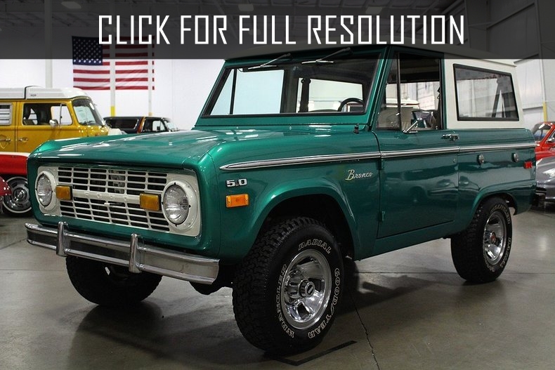 Ford Bronco Green