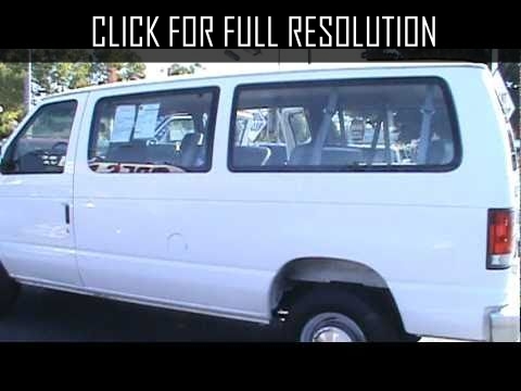 Ford Club Wagon 15 Passenger Van