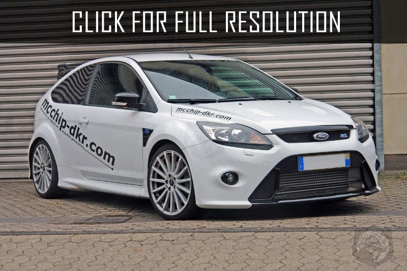 Ford Focus Rs 400