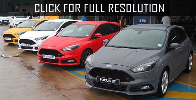 Ford Focus St Facelift 2015