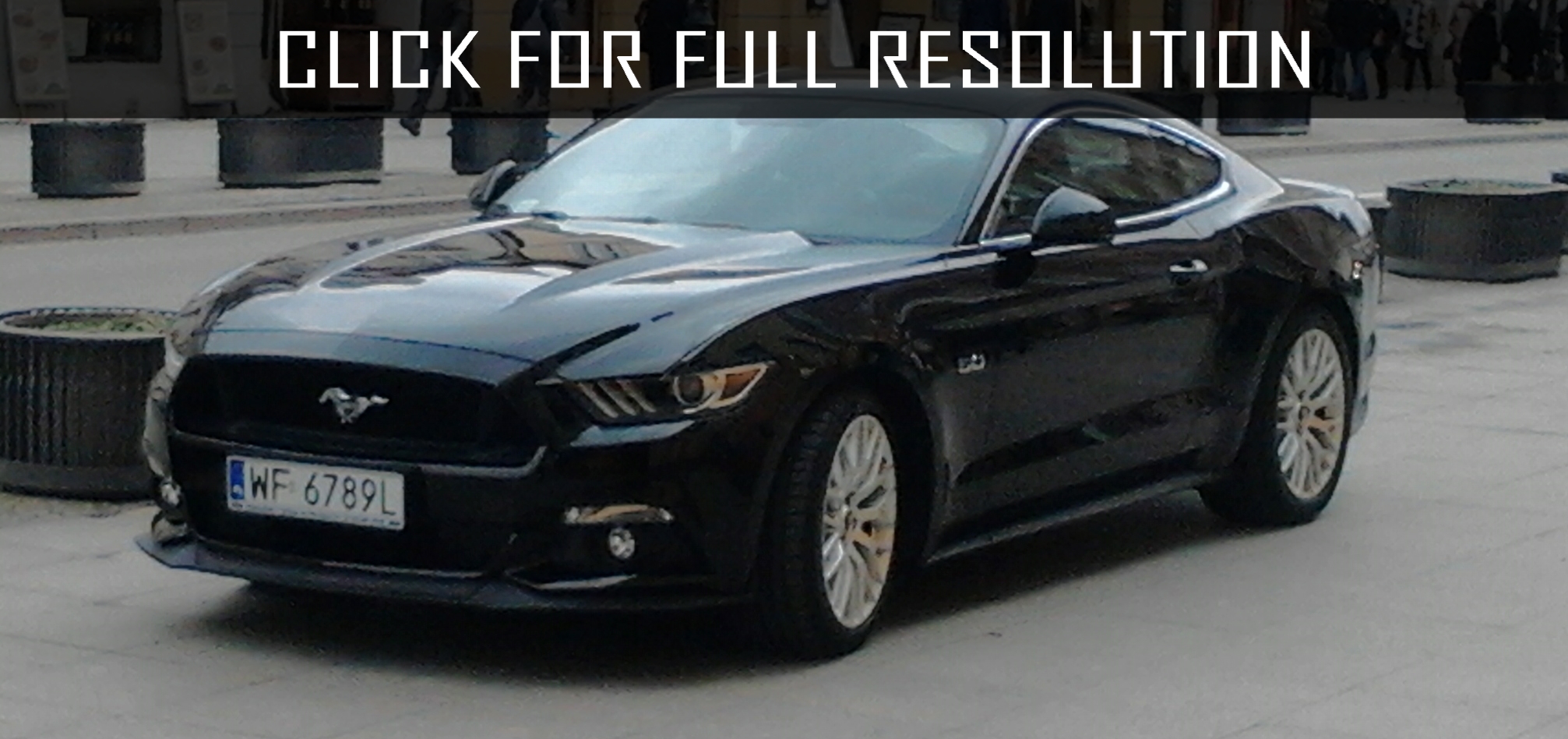 Ford Mustang Black