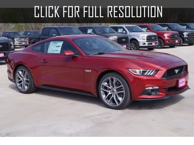 Ford Mustang Premium