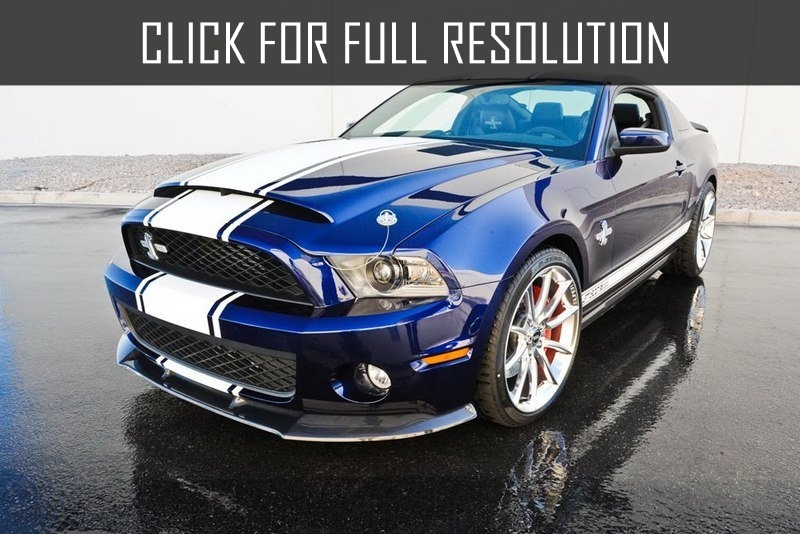 Ford Shelby 2012