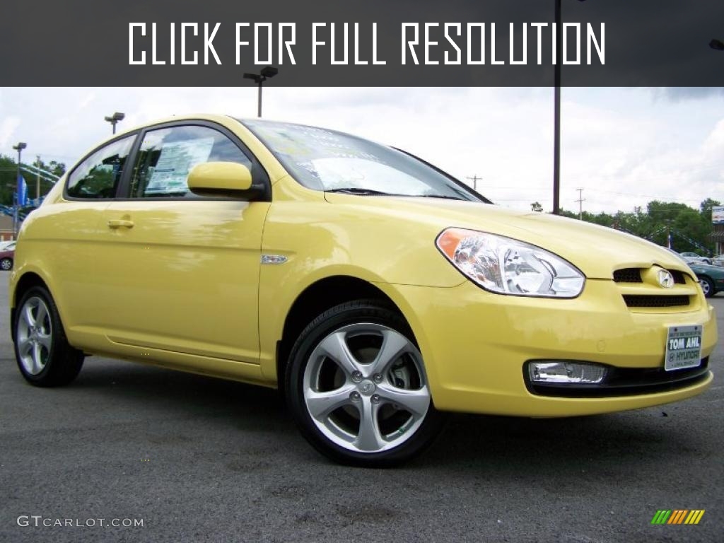 Hyundai Accent Yellow