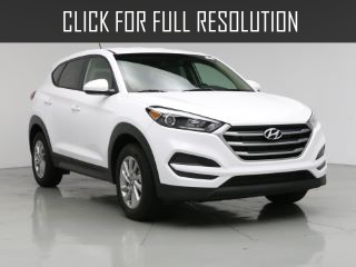 Hyundai Tucson White