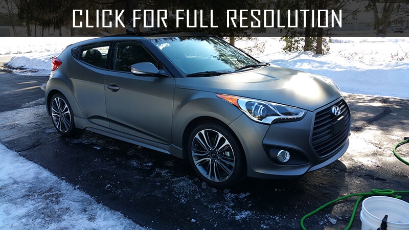 Hyundai Veloster Matte Gray