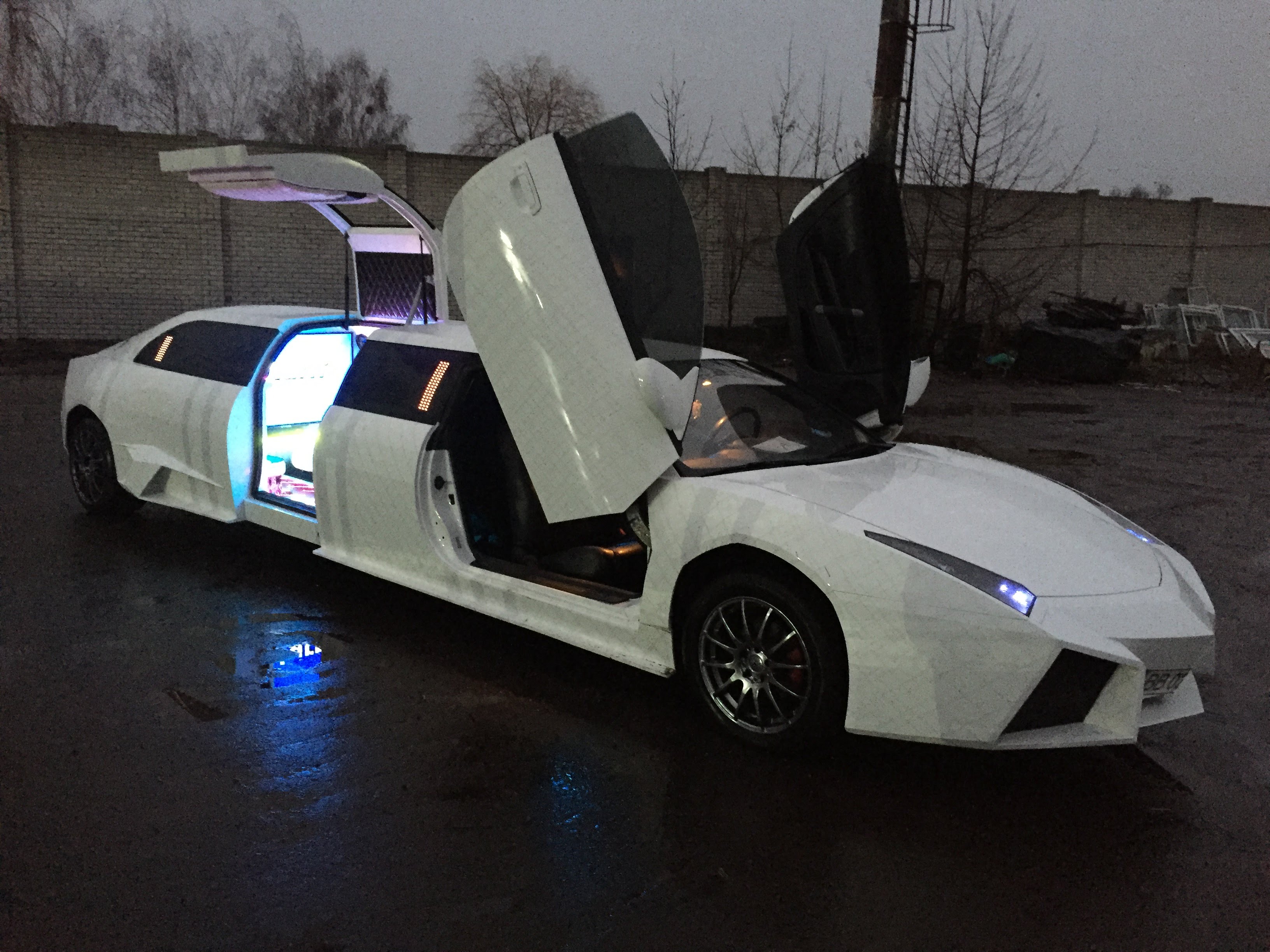 Lamborghini Limo