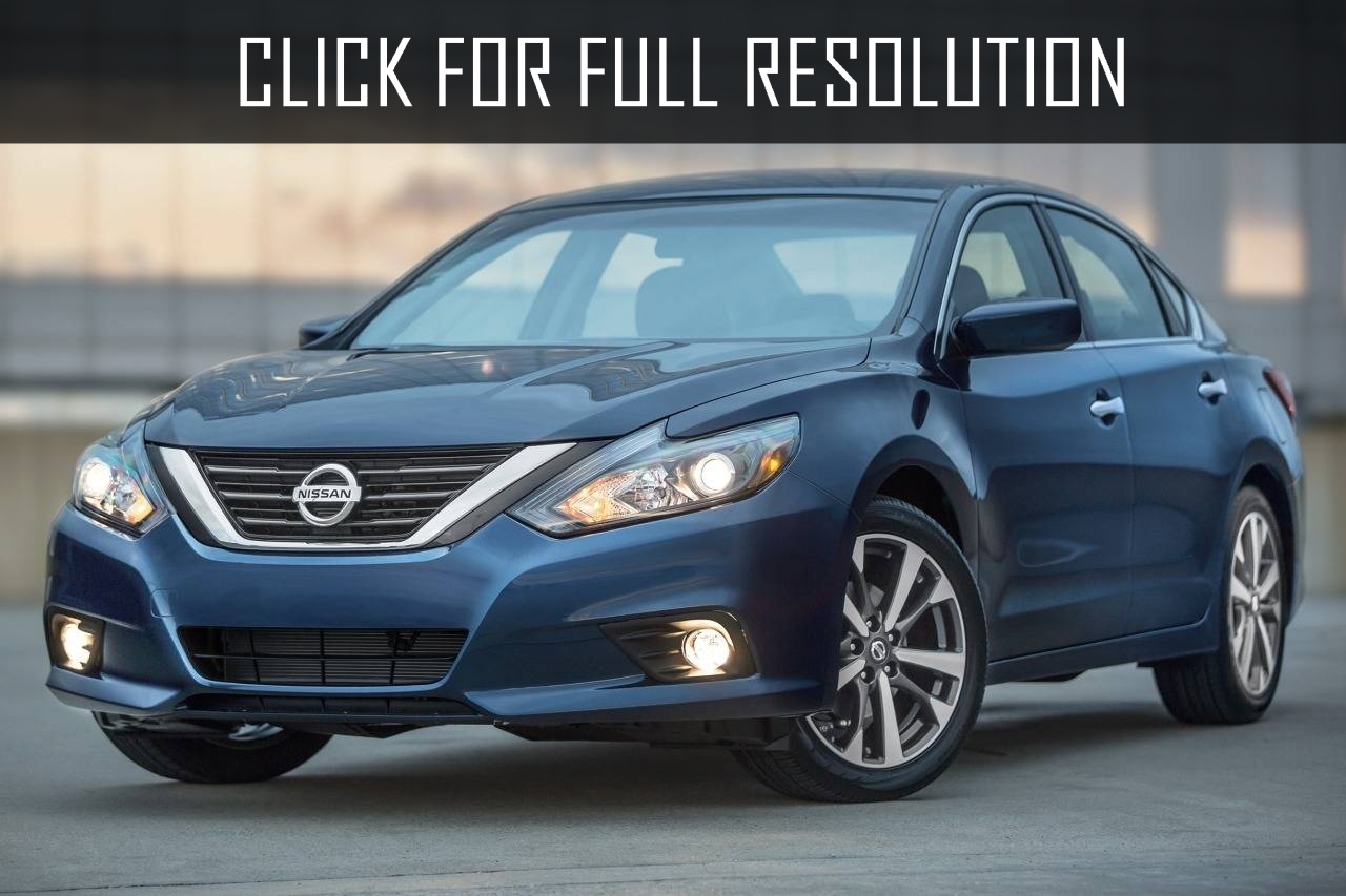 Nissan Altima Dark Blue amazing photo gallery, some information and