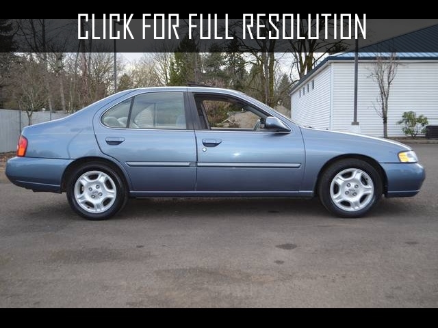 Nissan Altima Gxe 2000