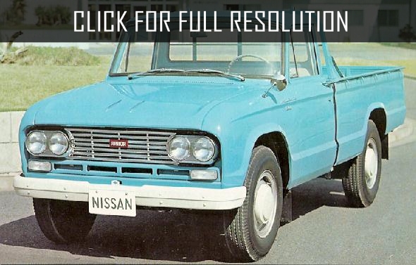 Nissan Junior