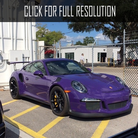 Porsche Ultraviolet