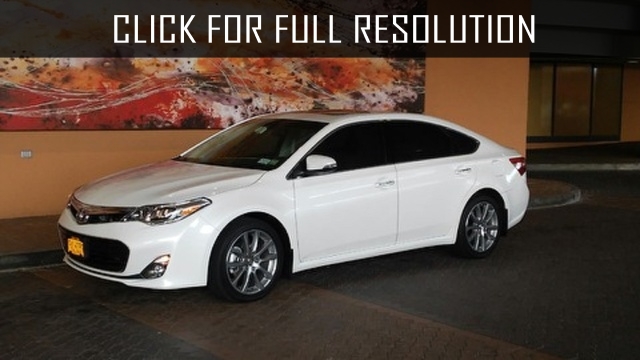 Toyota Avalon Touring Package
