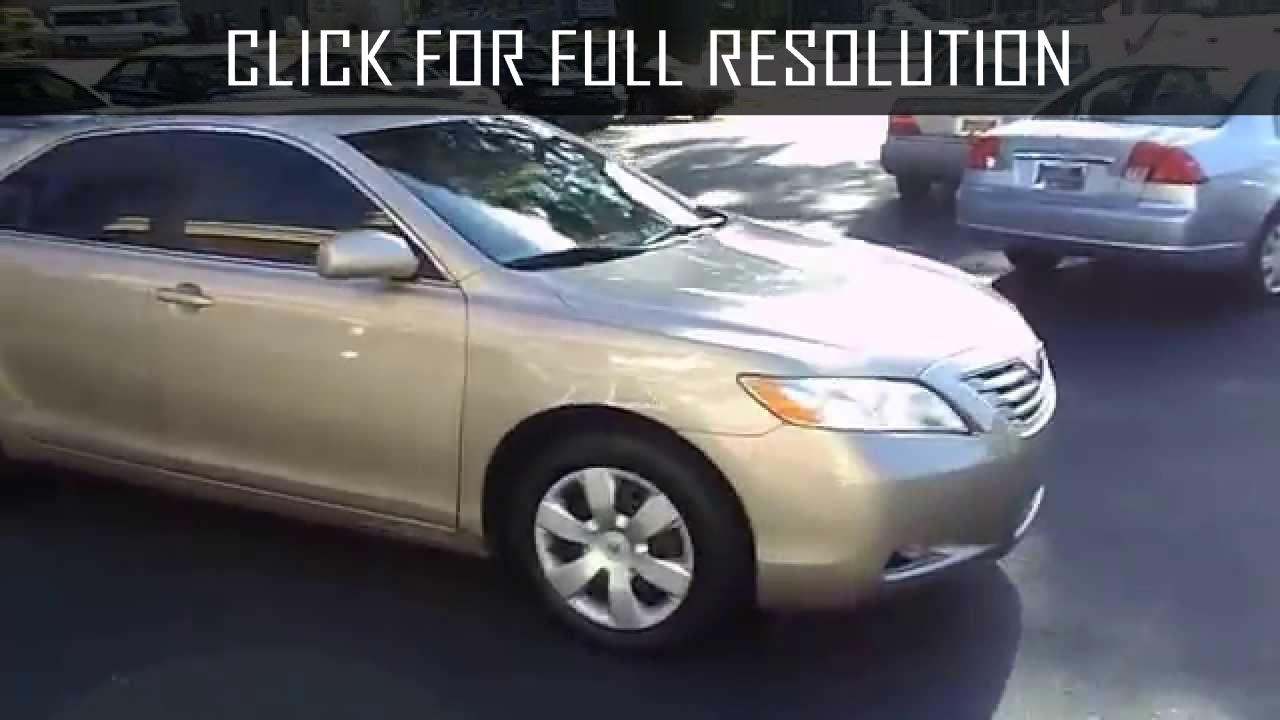 Toyota Camry Gold