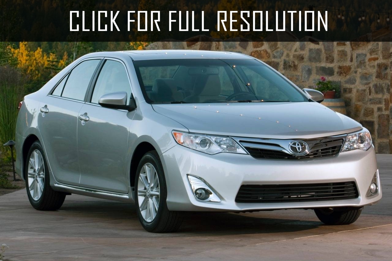 Toyota Camry Le 2014