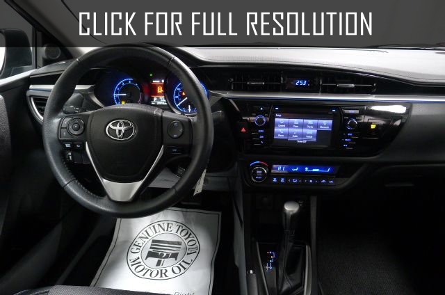 Toyota Corolla Sport Plus 2015
