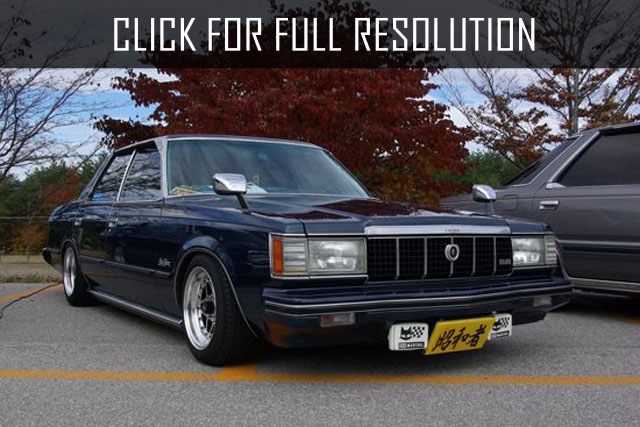 Toyota Crown Ms 122