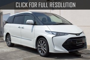 Toyota Estima 2016
