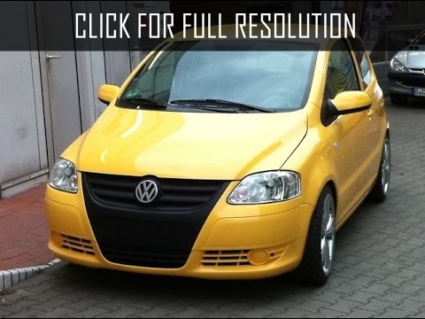 Volkswagen Fox Yellow
