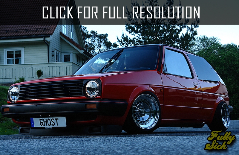 Volkswagen Golf Lowered