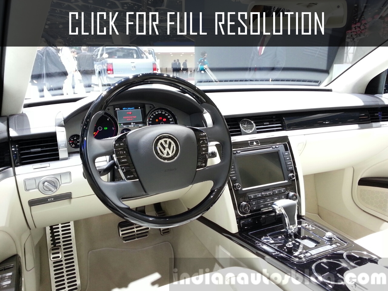 Volkswagen Phaeton 2015
